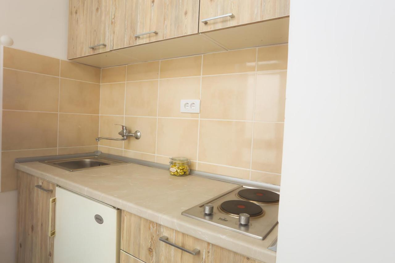 Studio Apartman Ld U Strogom Centru Novi Sad Exterior foto